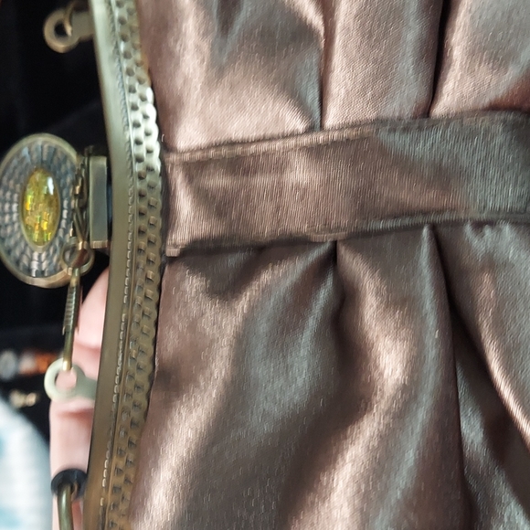 Cute little purse with beads and sequins, very vintage look,in great condition - Picture 2 of 3